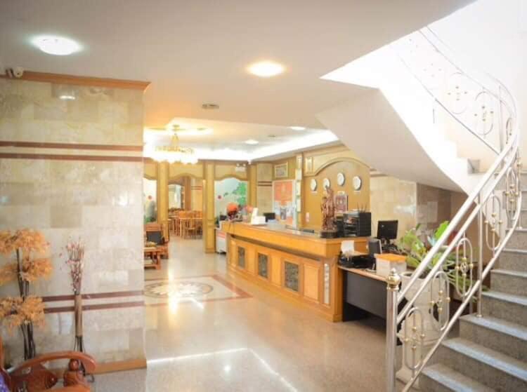 Submukda Phoomplace Hotel Mukdahan Exterior foto